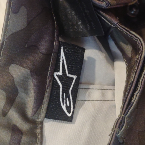 Alpinestars camo board shorts - Picture 4 of 7